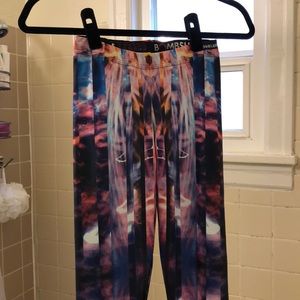 Bombsheller leggings size small